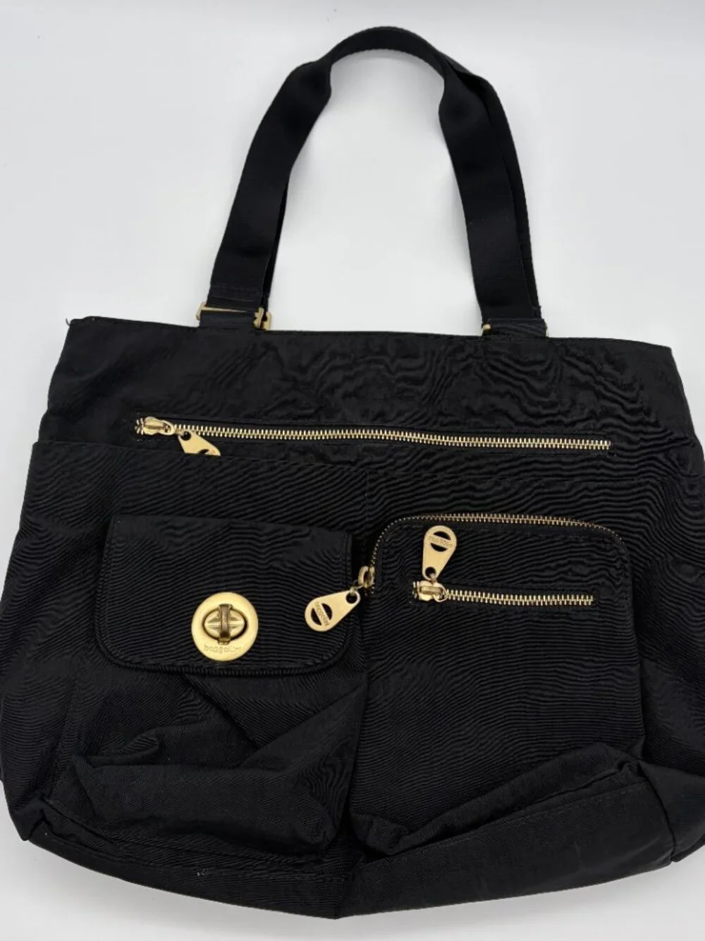 Baggallini San Marino Satchel Black Nylon Travel Tote Bag Gold Hardware Turnlock